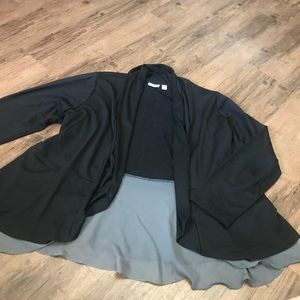 LOGO flowing peplum blazer